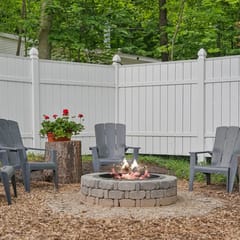 Sunny 3BR w/ Firepit | Walk to Green Lake